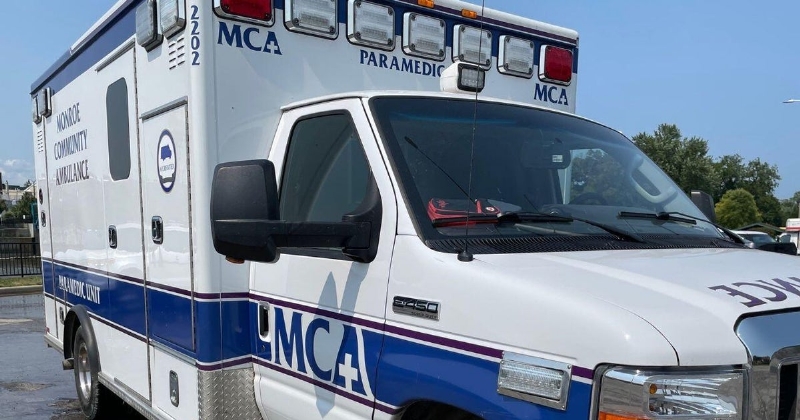 Morenci woman dies, Temperance man injured, after head-on crash in Monroe County