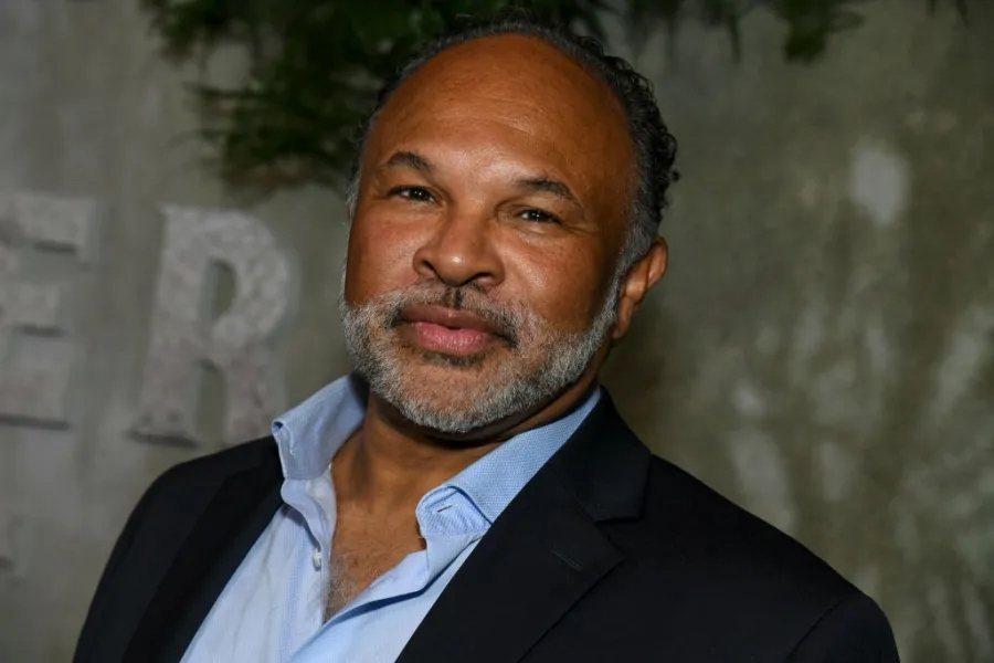 Geoffrey Owens as Santa? Mr. Santa: A Christmas Extravaganza Is A Must-Watch Holiday Film