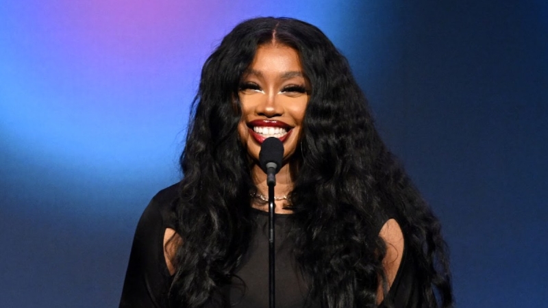 SZA's 'SOS' Back To No. 1 As 'Lana' Makes Chart Splash