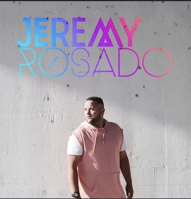 Jeremy Rosado sorprende con nuevo álbum y espíritu navideño!