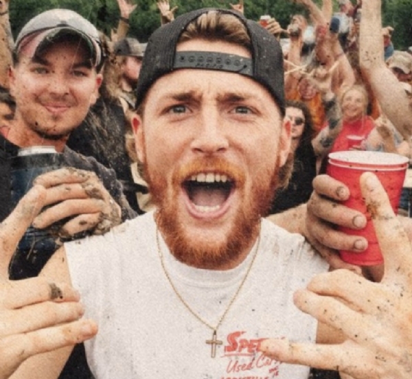 Bailey Zimmerman Is Obsessed With Ella Langley's New Hit Single, "Choosin' Texas"