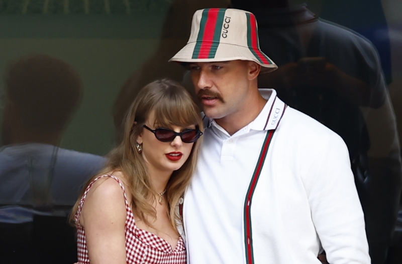 Taylor Swift Fans Rip Travis Kelce To Shreds For Donald Trump Super Bowl Comments