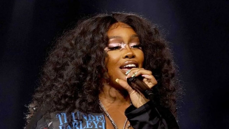 SZA Receives 28 New Gold & Platinum Plaques From RIAA 

