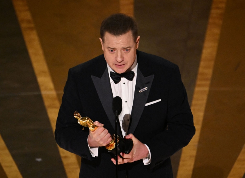 Brendan Fraser Accepts Best Actor Oscar With Emotional Speech