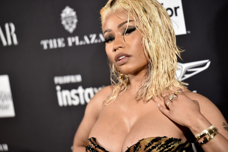 Nicki Minaj's Toned Tummy & Thighs Get Plenty Of Praise On Instagram