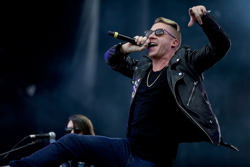 Macklemore Reflects On Addiction, Says It Is "Like An Allergy