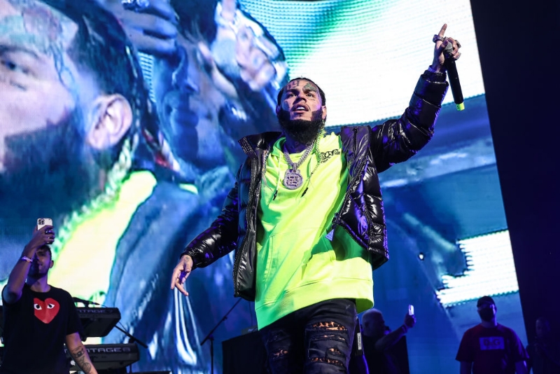 You Sure? Tekashi 6ix9ine Reportedly Not Hiring More Security Despite Vicious Gym Attack