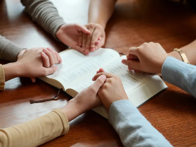 7 Bible Verses to Reflect On During Lent
