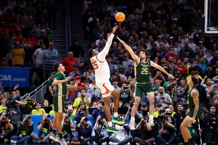 The 25 Best Buzzer Beaters In March Madness History