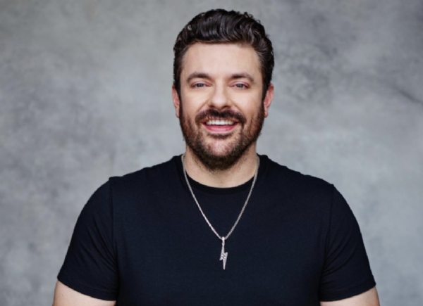 Multi-Platinum Artist Chris Young To Open New Nashville Sports Bar "Famous Friends" in Midtown