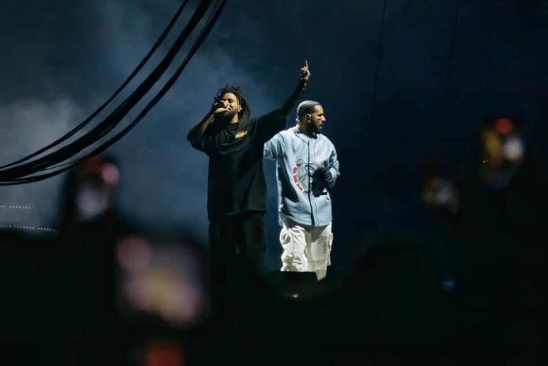 Drake Has Dreamville Crowd Sing Whitney Houston's "I Will Always Love You" To J. Cole
