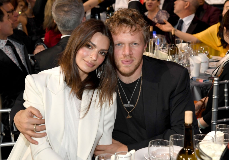 Emily Ratajkowski Recalls Being Described As "Pamela Anderson Before The Hep C"