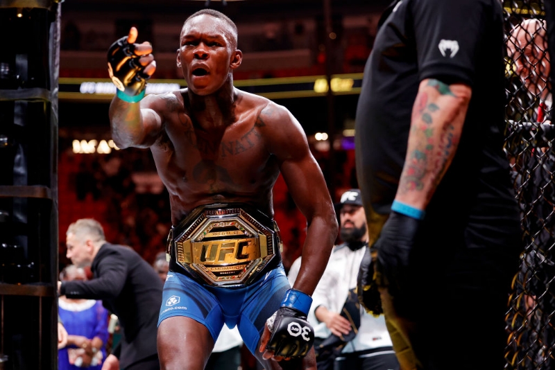 AND NEW: Israel Adesanya Sends Alex Pereira To The Shadow Realm & Reclaims Middleweight Championship