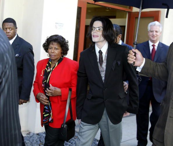 Michael Jackson's Mother Katherine Jackson Battles With Pop Star's Estate Over Secret Deal