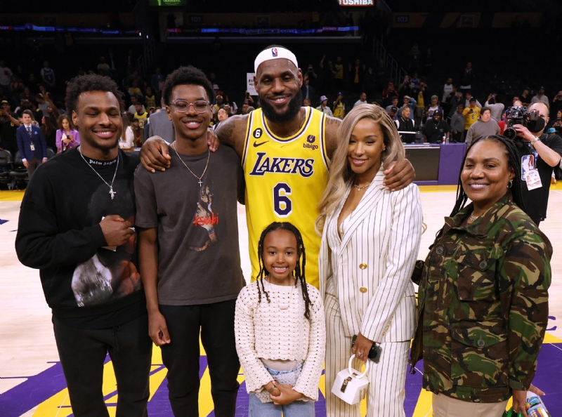 Savannah James Net Worth 2024: What Is LeBron James's Businesswoman Wife Worth?