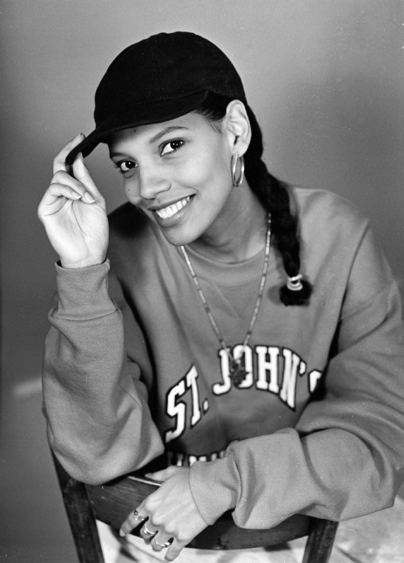 Shari Headley Net Worth 2024: What Is The "Coming To America" Icon Worth?