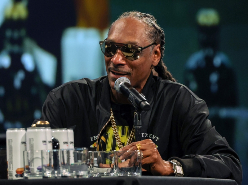 Snoop Dogg & Death Row Records Push Hard To Toss Out $107 Million Suit Against Them