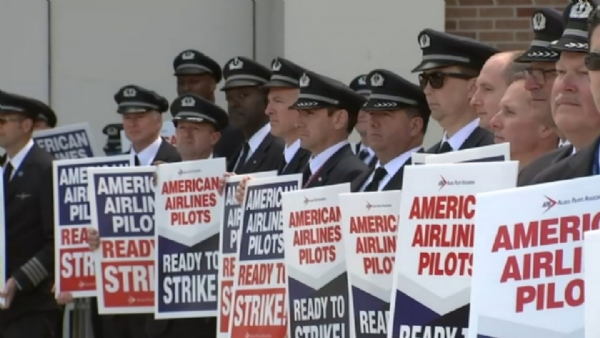 American Airlines Pilots Have Voted To Strike