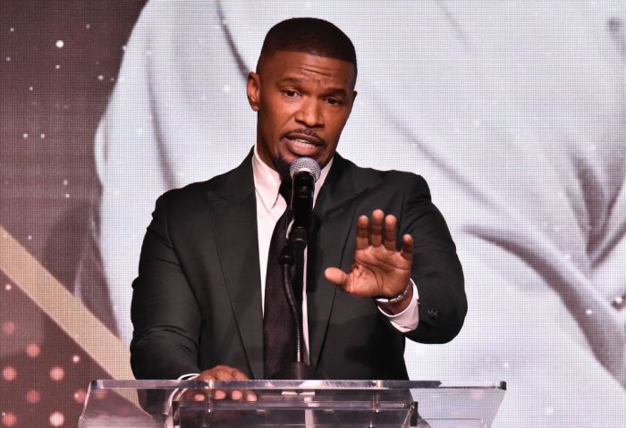 Jamie Foxx's Daughter Corinne Checks 'Life Support' Rumors, Says He's 'Out Of The Hospital' And 'Rec