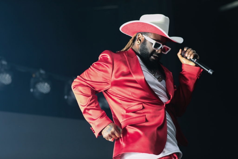 T-Pain Jokes That Drake Makes Simp Music