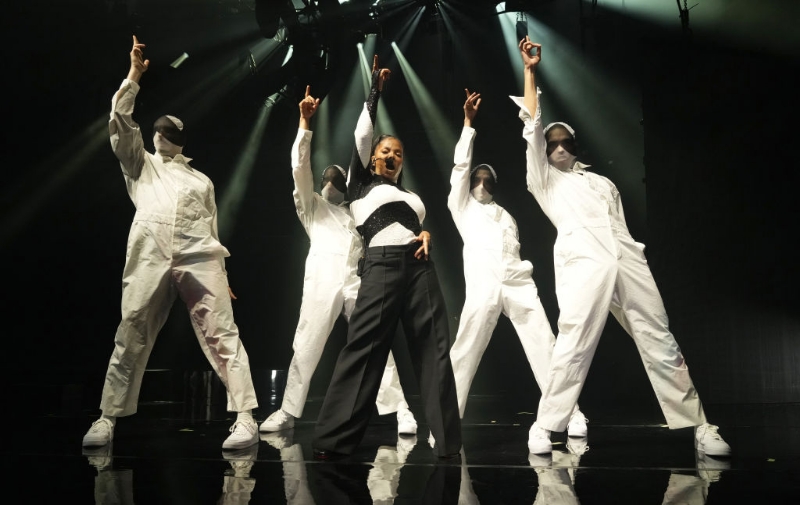 Janet Jackson Shares Steamy Performance With Dancer, Social Media Reacts