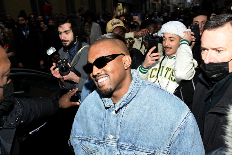 Kanye West Yeezy Chief Of Staff Milo Yiannopoulos Resigns Amid Mass Exodus At The Company