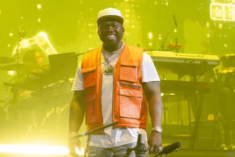 50 Cent Trolls Stevie J For Siding With King Combs In Shirtless "Pick A Side" Video