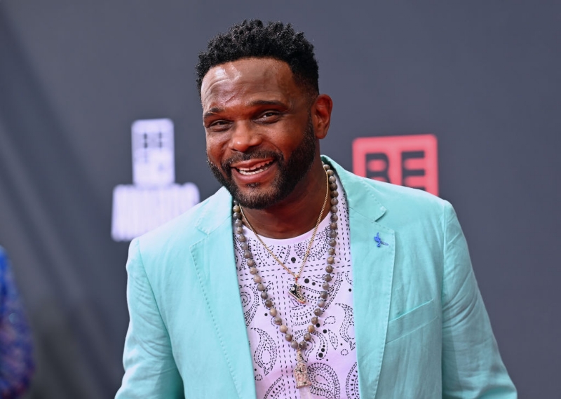 Darius McCrary Doing OnlyFans Content With Sidney Starr Causes Frenzy On Social Media 