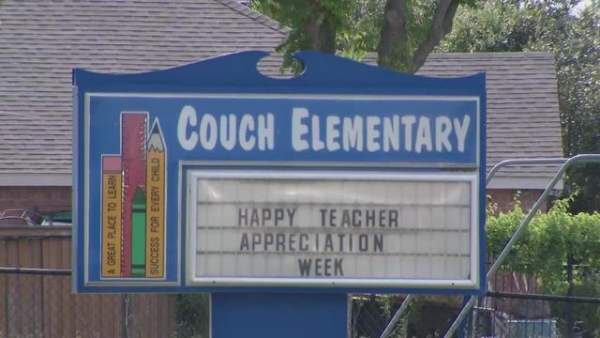 TEXAS TAKEOVER THURSDAY: Mom concerned: Knife-threatening incident at North Texas school