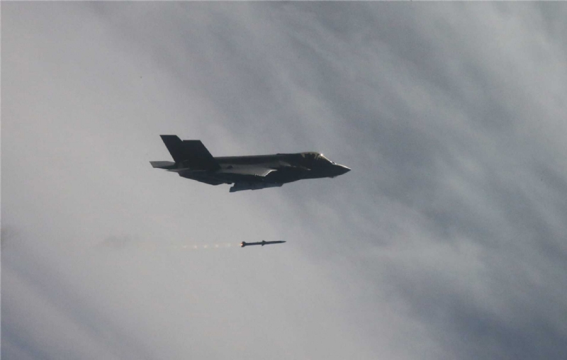 Breaking News: Saudi Arabia Air Force To Acquire Cutting-Edge AIM-120C-8 Air-to-Air Missiles in $3.5