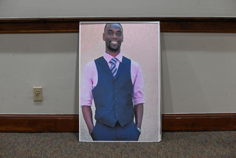 Tyre Nichols Verdict Sparks Anger As Black Memphis Cops Acquitted