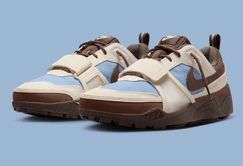 Travis Scott Brings Back The Nike Zoom Field Jaxx In "Leche Blue"