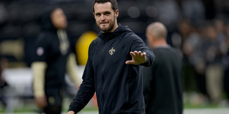 Derek Carr announces retirement from NFL after 11 seasons