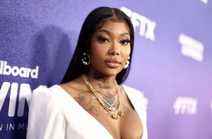 Summer Walker Confirms Breakup with Rico Recklezz: "I'm Truly Over Men"