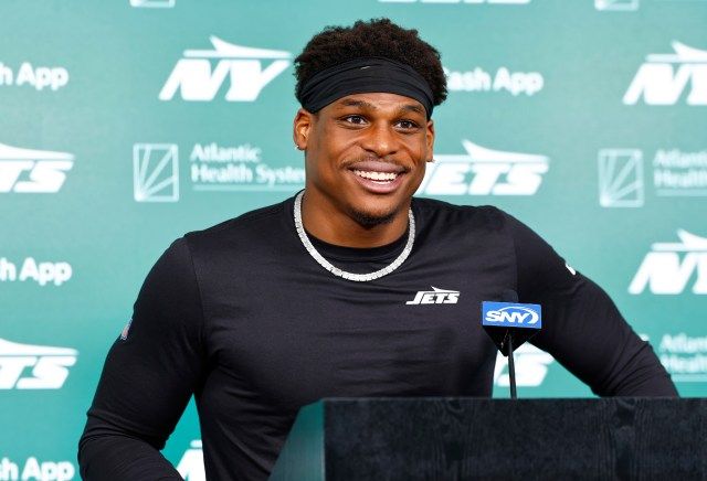 LB Giovanni Williams tryout and other standouts from Jets rookie minicamp