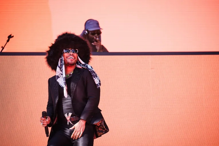 NxWorries Gets Down On Our New "R&B Season" Playlist Update