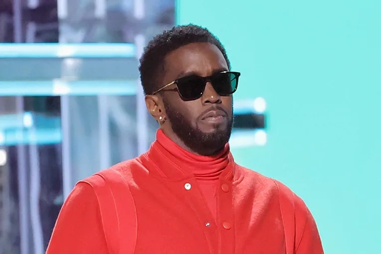 Ex Diddy Employee Allegedly Readied Hotel Rooms For Freak Offs