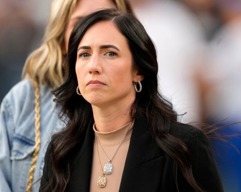 Daughters in line for leadership roles following the passing of Colts' Jim Irsay