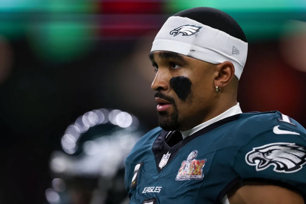 Jalen Hurts Breaks Silence On Not Visiting White House, Social Media Applauds Him Standing On Busine
