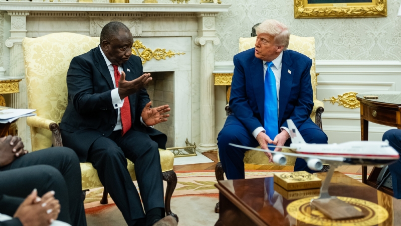 A Revealing Joke in the Oval Office About Getting in Trump's Good Graces