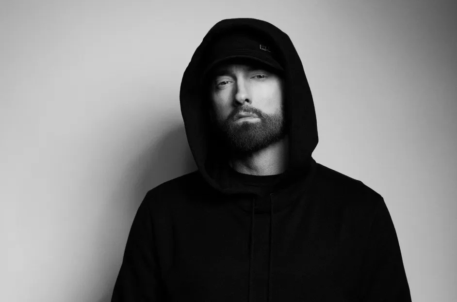 Eminem Wins Favorite Male Hip-Hop Artist at 2025 American Music Awards: 'Thank You to the Fans'