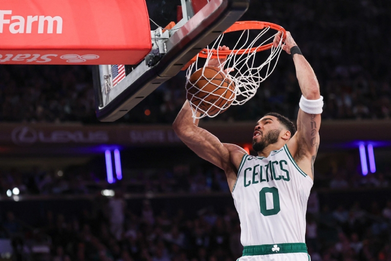 The Best NBA Players to Wear #0 Jersey