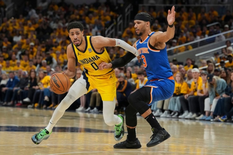 'This is a team game': Big plays, small moments fuel Pacers in Game 4 win