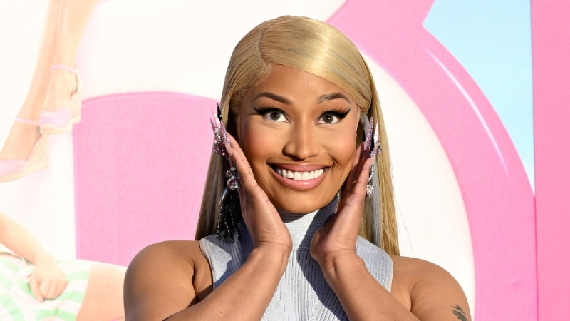 Nicki Minaj Forced To Deny Being Gay Over Photoshoot