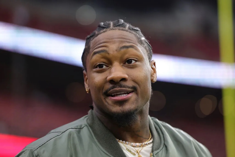 Patriots Address Boat Video Of Stefon Diggs Handling A Suspicious Pink Substance, Social Media Chime