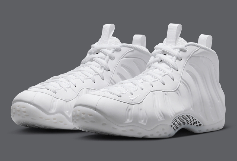 Official Look At The Nike Air Foamposite One "Triple White" Return