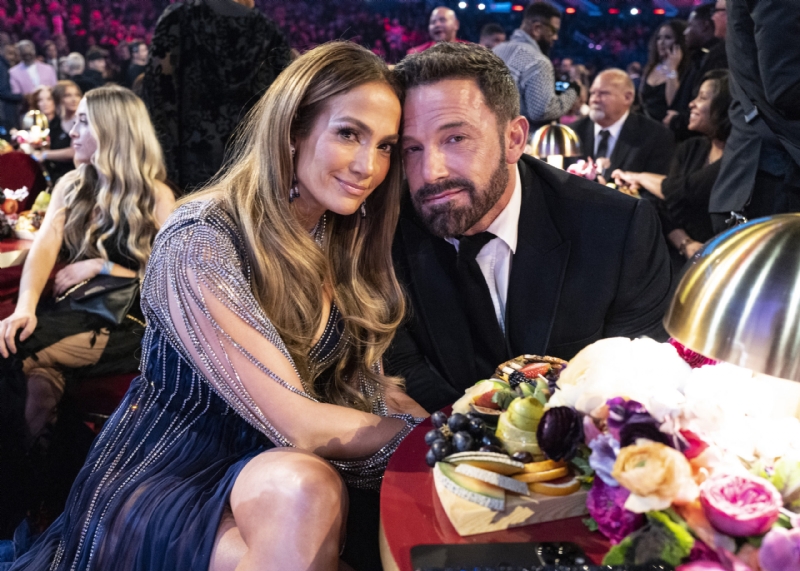 Jennifer Lopez & Ben Affleck Fuel Divorce Rumors As Their House Hits The Market