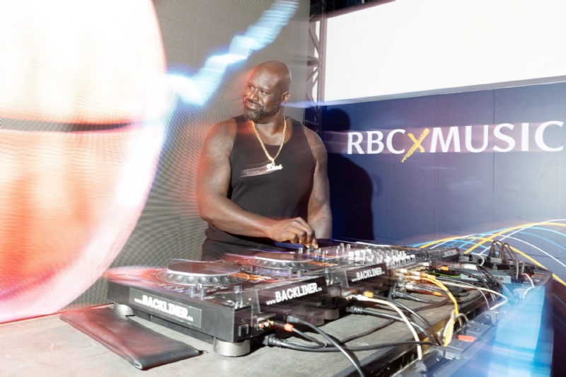 Shaquille O'Neal Confuses Fans By Trolling Drake With Strange "BBL Drizzy" Picture