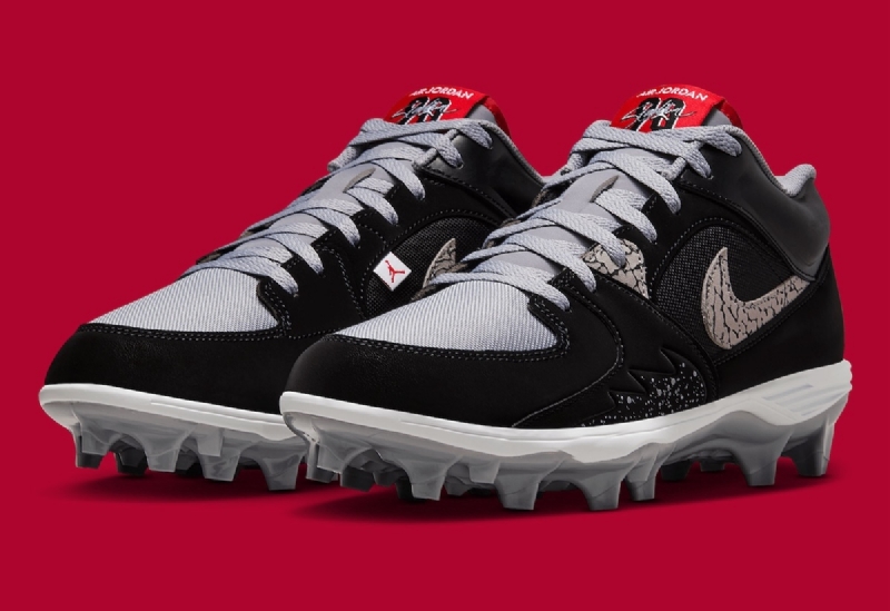The Jordan Stadium 90 Football "Black Cement" Is Ready For Kickoff