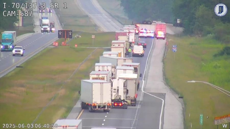 Crash involving semi closes I-70 in Wayne County